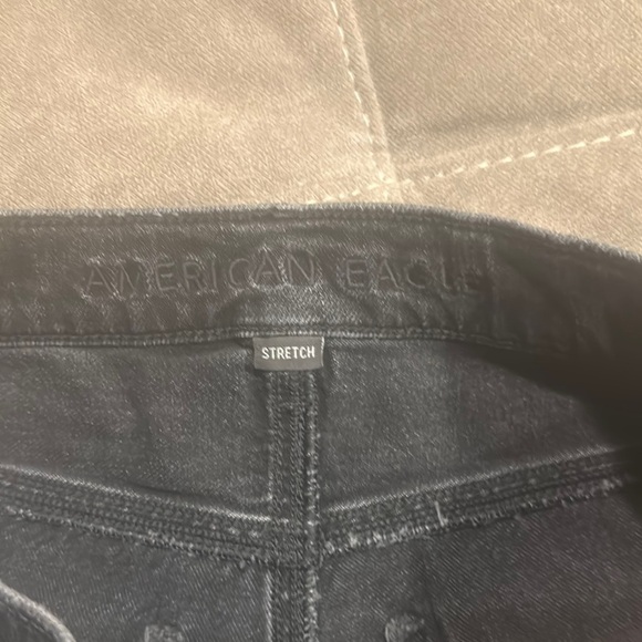 American Eagle Outfitters Black Jean Shorts High-Waisted Distressed - Picture 2 of 4